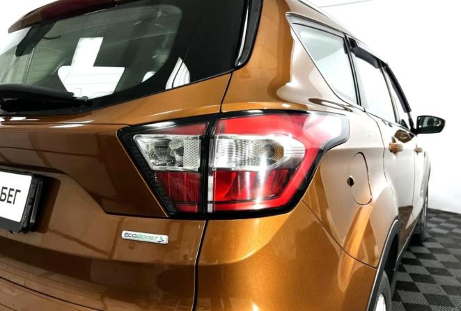 Ford Kuga II Рестайлинг с пробегом 2018 года, цена 1 690 000 рублей, 139760 км, внедорожник, Автокод Объявления