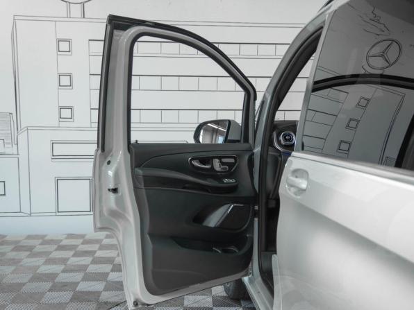 Новый Mercedes-Benz V-Класс III (W447) Рестайлинг 2 2026 года, цена 14 600 000 рублей, минивэн, Автокод Объявления