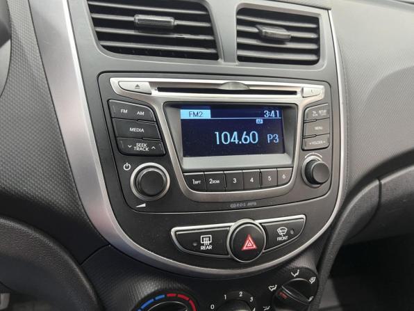 Hyundai Solaris I Рестайлинг с пробегом 2015 года, цена 1 099 000 рублей, 95605 км, хэтчбек, Автокод Объявления