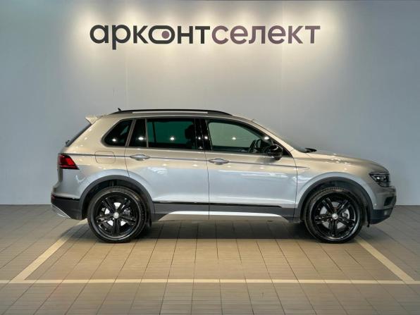 Volkswagen Tiguan II с пробегом 2019 года, цена 2 723 000 рублей, 133048 км, внедорожник, Автокод Объявления