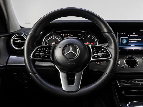 Mercedes-Benz E-Класс V (W213 S213 C238) с пробегом 2019 года, цена 2 320 000 рублей, 175832 км, седан, Автокод Объявления