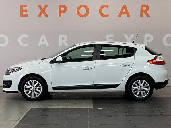 Renault Megane III Рестайлинг с пробегом 2014 года, цена 730 000 рублей, 184306 км, хэтчбек, Автокод Объявления