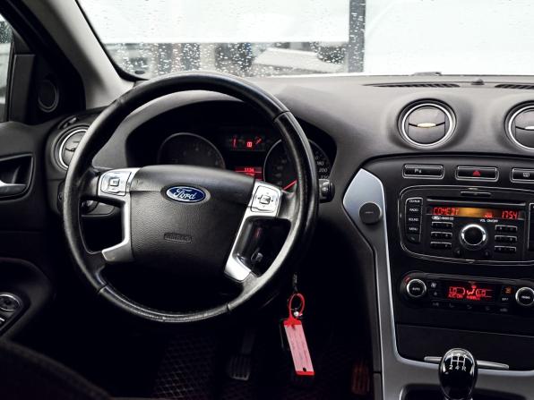 Ford Mondeo IV Рестайлинг с пробегом 2012 года, цена 915 000 рублей, 168874 км, седан, Автокод Объявления
