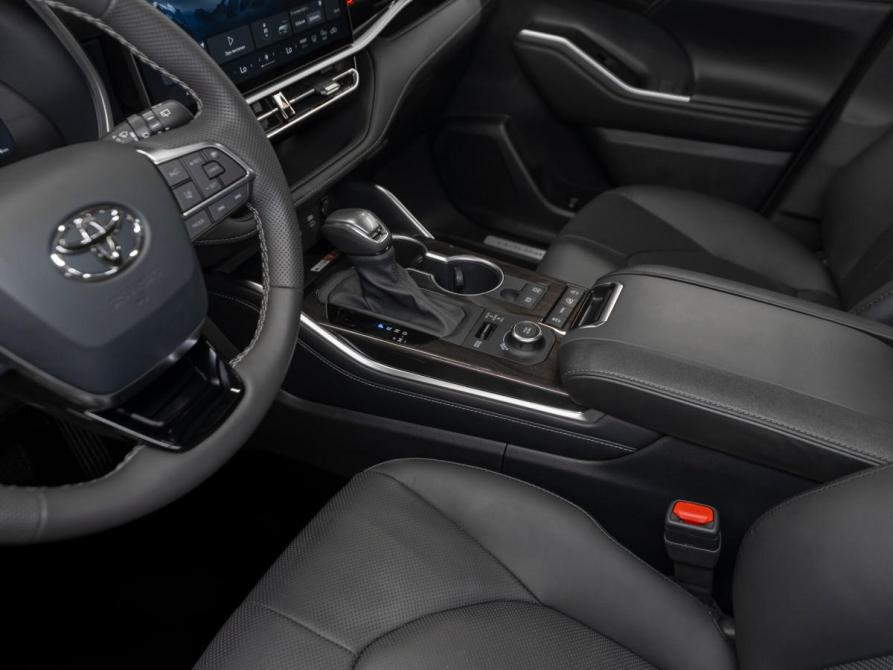Toyota Highlander IV (XU70) Москва  - изображение 16