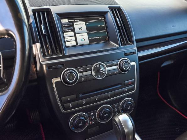 Land Rover Freelander II Рестайлинг 2 с пробегом 2013 года, цена 1 590 000 рублей, 280508 км, внедорожник, Автокод Объявления