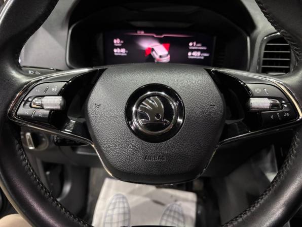 Skoda Karoq I с пробегом 2021 года, цена 2 280 000 рублей, 136710 км, внедорожник, Автокод Объявления
