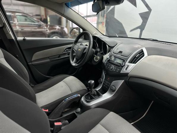 Chevrolet Cruze I Рестайлинг с пробегом 2013 года, цена 699 900 рублей, 187245 км, седан, Автокод Объявления