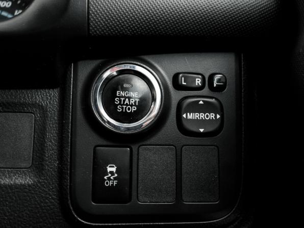 Toyota Wish II с пробегом 2010 года, цена 1 050 500 рублей, 237479 км, минивэн, Автокод Объявления