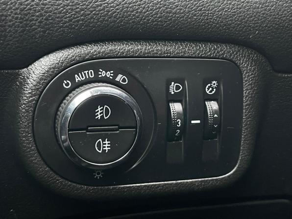 Opel Zafira C с пробегом 2014 года, цена 1 020 000 рублей, 180000 км, минивэн, Автокод Объявления