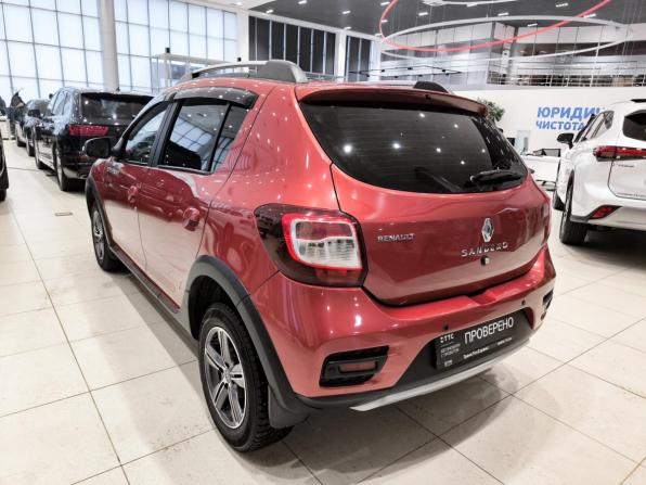 Renault Sandero II с пробегом 2017 года, цена 970 000 рублей, 93002 км, хэтчбек, Автокод Объявления
