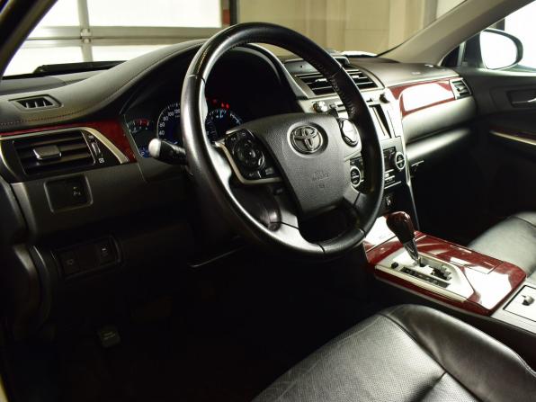 Toyota Camry VII (XV50) с пробегом 2014 года, цена 1 679 995 рублей, 183470 км, седан, Автокод Объявления
