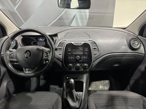 Renault Kaptur I с пробегом 2017 года, цена 1 225 000 рублей, 187200 км, внедорожник, Автокод Объявления