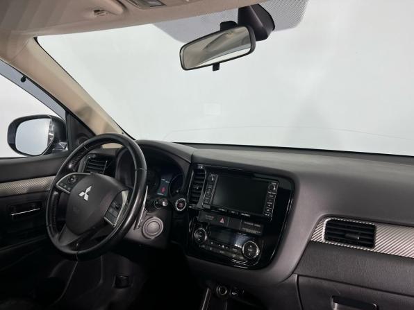 Mitsubishi Outlander III с пробегом 2013 года, цена 1 649 000 рублей, 177000 км, внедорожник, Автокод Объявления