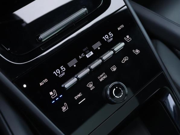 Porsche Cayenne III Рестайлинг с пробегом 2025 года, цена 20 000 000 рублей, 1984 км, внедорожник, Автокод Объявления