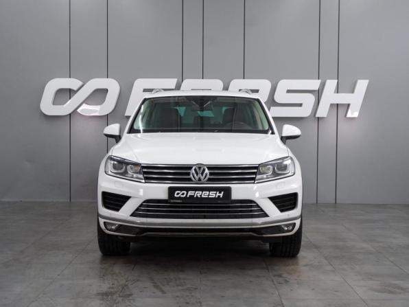Volkswagen Touareg II Рестайлинг с пробегом 2015 года, цена 2 599 000 рублей, 200136 км, внедорожник, Автокод Объявления