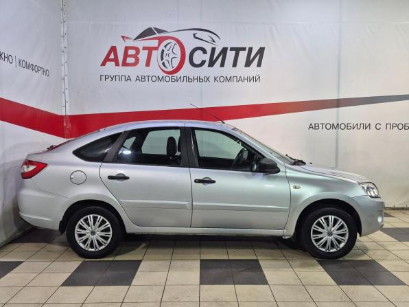 Lada (ВАЗ) Granta I с пробегом 2017 года, цена 599 000 рублей, 108000 км, лифтбек, Автокод Объявления