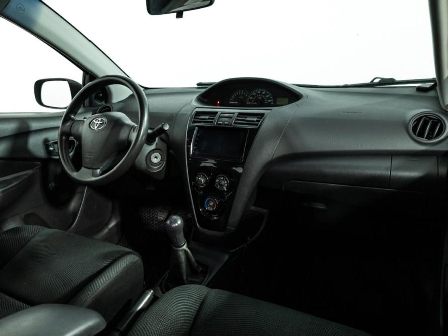 Toyota Yaris II Санкт-Петербург  - изображение 9