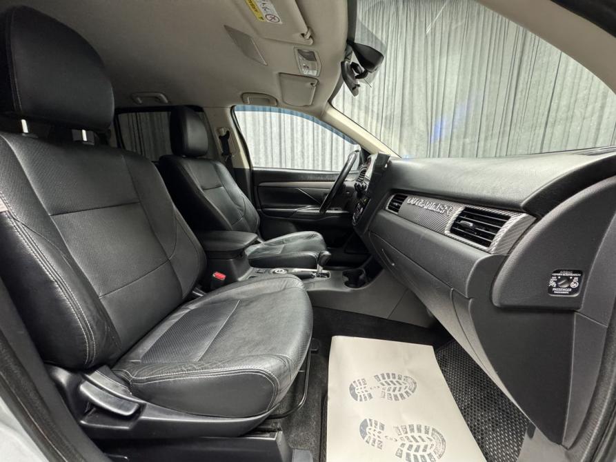Mitsubishi Outlander III Рестайлинг 2 Стерлитамак  - изображение 36
