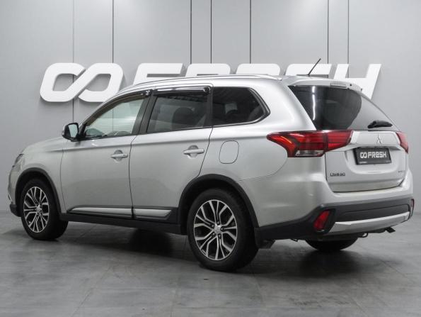Mitsubishi Outlander III Рестайлинг 2 с пробегом 2016 года, цена 1 685 000 рублей, 222117 км, внедорожник, Автокод Объявления