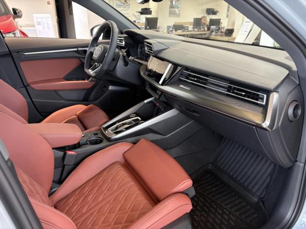 Новый Audi A3 IV (8Y) Рестайлинг 2026 года, цена 4 190 000 рублей, хэтчбек, Автокод Объявления