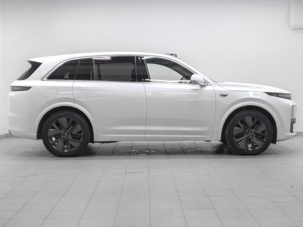 Li Auto (Lixiang) L7 I с пробегом 2023 года, цена 5 550 000 рублей, 57490 км, внедорожник, Автокод Объявления