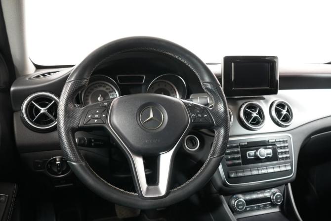 Mercedes-Benz GLA I (X156) с пробегом 2015 года, цена 2 700 000 рублей, 54365 км, внедорожник, Автокод Объявления