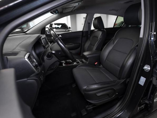Kia Sportage IV с пробегом 2018 года, цена 2 240 000 рублей, 111644 км, внедорожник, Автокод Объявления