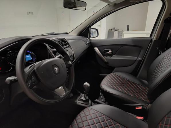 Renault Logan II с пробегом 2015 года, цена 763 000 рублей, 79113 км, седан, Автокод Объявления