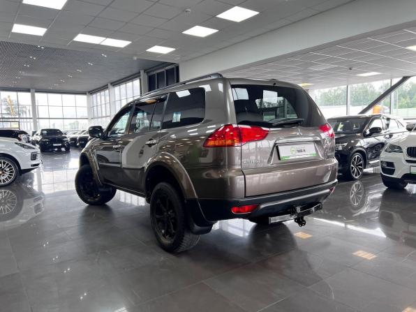 Mitsubishi Pajero Sport II с пробегом 2011 года, цена 1 645 000 рублей, 198605 км, внедорожник, Автокод Объявления