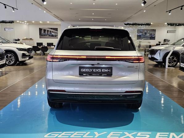 Новый Geely EX5 EM-i 2026 года, цена 3 636 960 рублей, внедорожник, Автокод Объявления