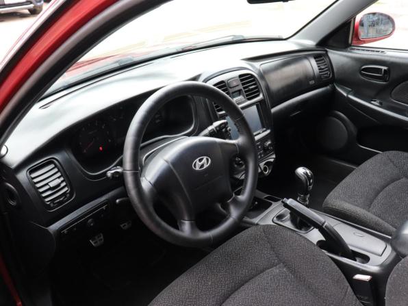 Hyundai Sonata IV (EF) Рестайлинг с пробегом 2005 года, цена 447 000 рублей, 214376 км, седан, Автокод Объявления