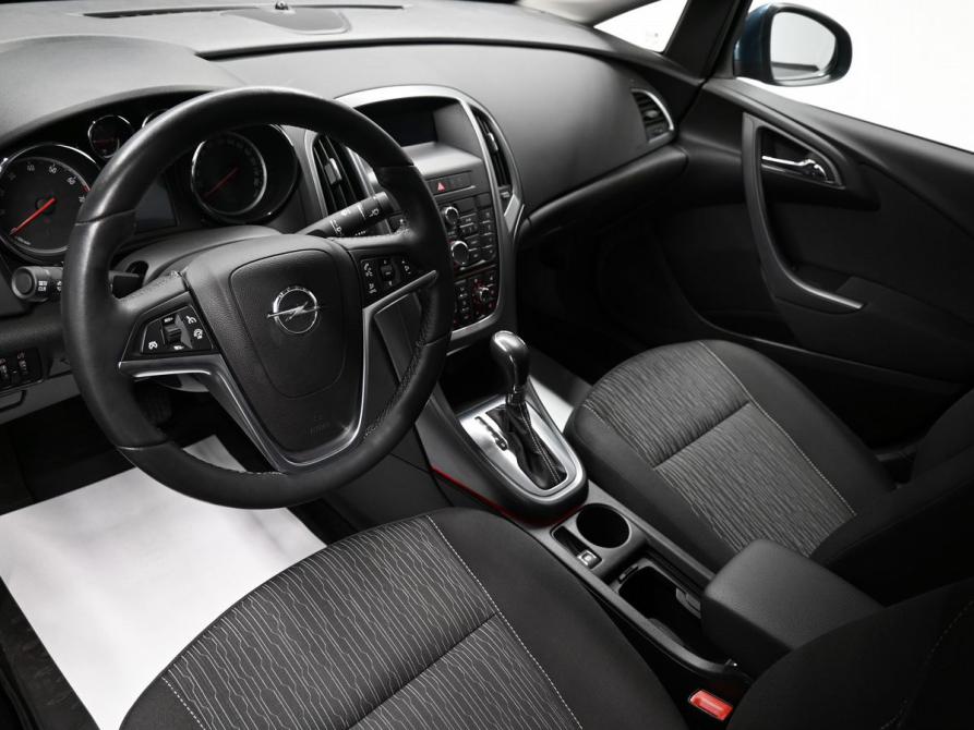 Opel Astra J Рестайлинг Тверь  - изображение 8