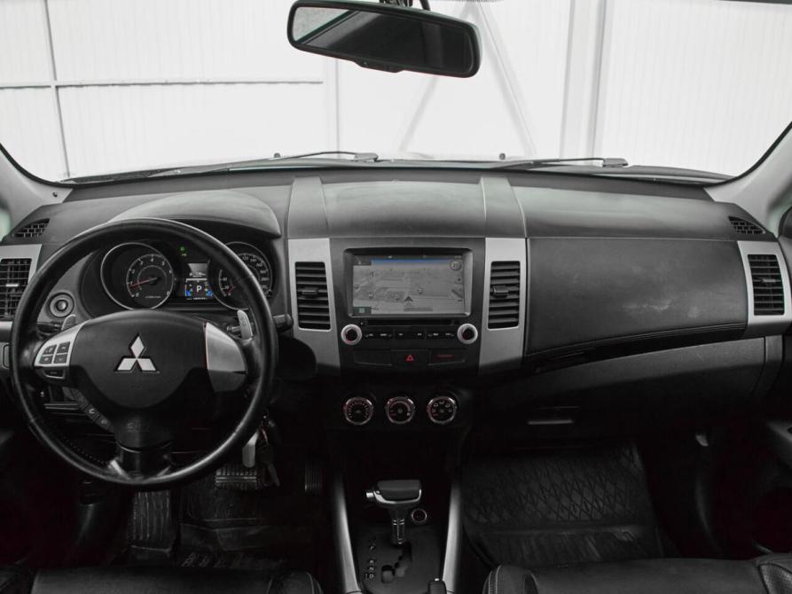 Mitsubishi Outlander II Рестайлинг Екатеринбург  - изображение 11