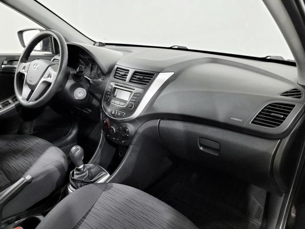Hyundai Solaris I Рестайлинг с пробегом 2016 года, цена 960 000 рублей, 155454 км, хэтчбек, Автокод Объявления