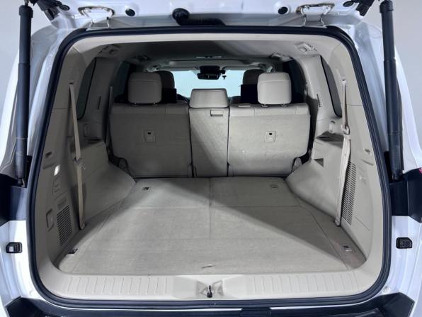 Toyota Land Cruiser 300 Series с пробегом 2022 года, цена 8 500 000 рублей, 122410 км, внедорожник, Автокод Объявления