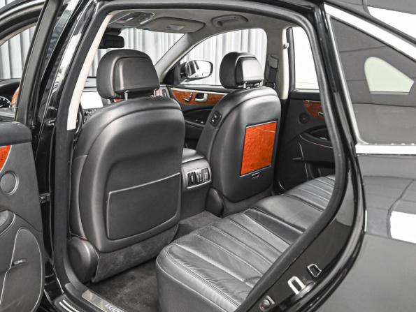 Hyundai Equus II с пробегом 2012 года, цена 1 150 111 рублей, 294748 км, седан, Автокод Объявления