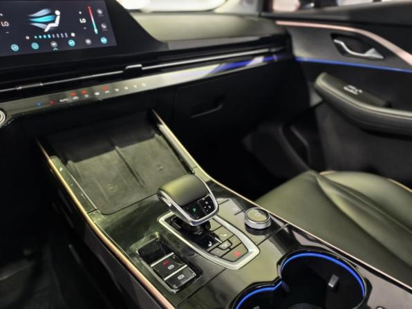 Omoda C5 I с пробегом 2023 года, цена 1 924 000 рублей, 24571 км, внедорожник, Автокод Объявления