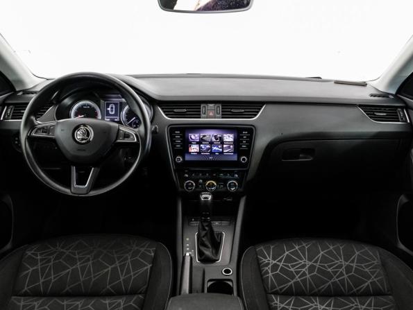 Skoda Octavia III (A7) Рестайлинг с пробегом 2019 года, цена 1 449 000 рублей, 195279 км, лифтбек, Автокод Объявления
