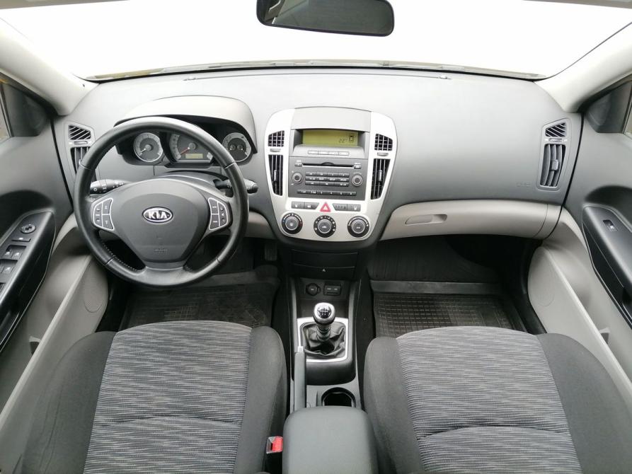 Kia Ceed I Москва  - изображение 11