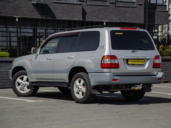 Toyota Land Cruiser 100 Series Рестайлинг 2 с пробегом 2007 года, цена 2 280 000 рублей, 544518 км, внедорожник, Автокод Объявления