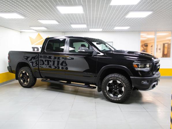 Ram 1500 V с пробегом 2022 года, цена 7 999 000 рублей, 7272 км, offers.body_type.unknown, Автокод Объявления