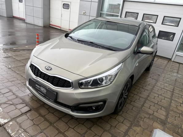 Kia Ceed II Рестайлинг с пробегом 2016 года, цена 1 000 000 рублей, 198718 км, универсал, Автокод Объявления