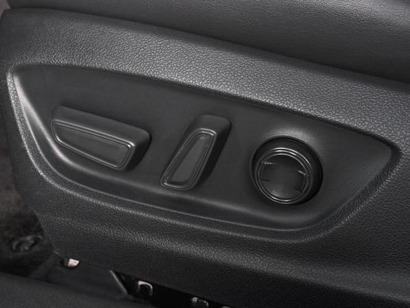 Toyota Avalon V с пробегом 2022 года, цена 3 299 000 рублей, 55218 км, седан, Автокод Объявления