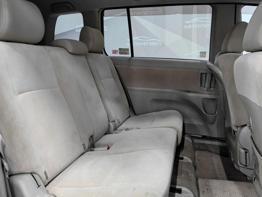 Toyota ISis I Рестайлинг Новосибирск  - изображение 16