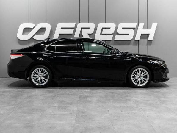 Toyota Camry VIII (XV70) с пробегом 2019 года, цена 2 349 000 рублей, 117171 км, седан, Автокод Объявления