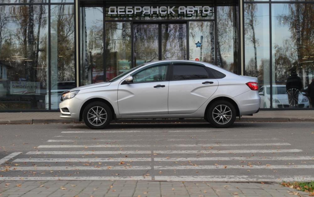 Lada (ВАЗ) Vesta I Брянск  - изображение 2