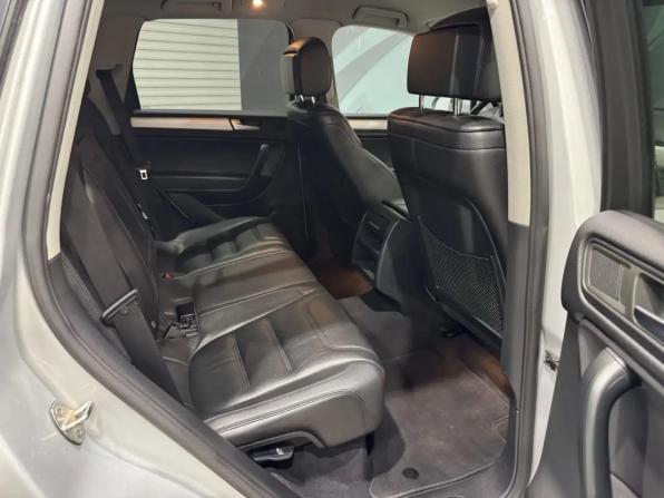 Volkswagen Touareg II с пробегом 2012 года, цена 2 025 000 рублей, 179000 км, внедорожник, Автокод Объявления