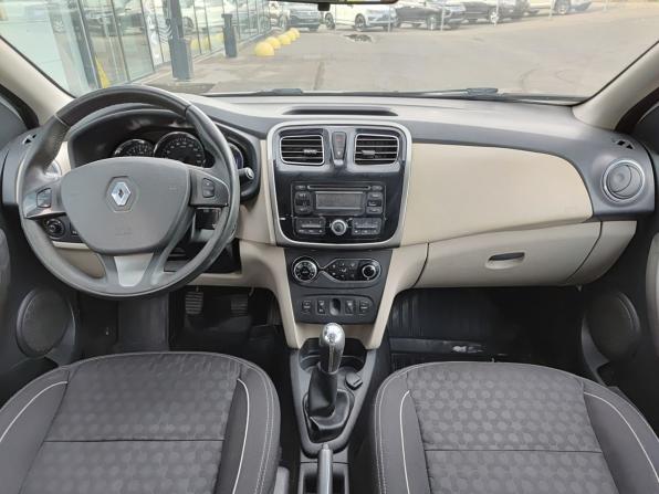 Renault Logan II с пробегом 2015 года, цена 420 000 рублей, 189526 км, седан, Автокод Объявления