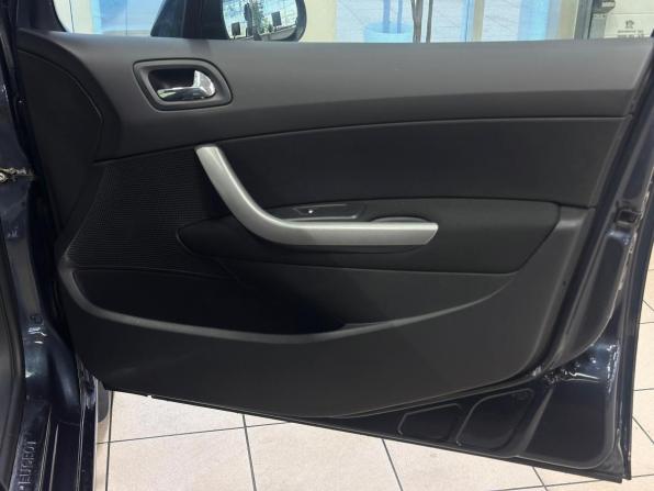 Peugeot 408 I с пробегом 2014 года, цена 810 000 рублей, 99000 км, седан, Автокод Объявления