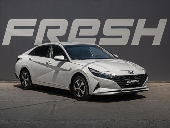 Hyundai Elantra VII (CN7) с пробегом 2022 года, цена 1 815 000 рублей, 62223 км, седан, Автокод Объявления